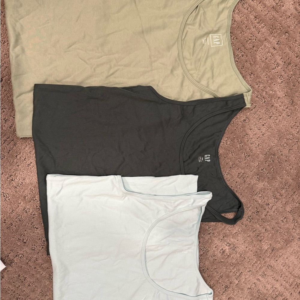 GAP Women's Tank Tops - Black, Cream, Tan large tall
